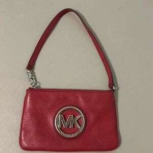 Micheal kors re leather small purse logo